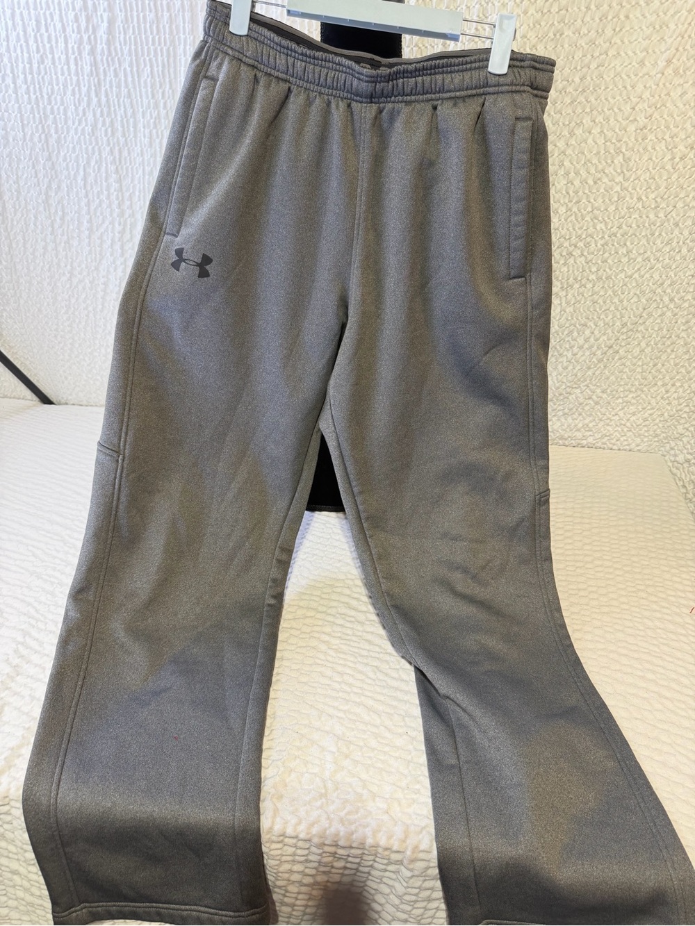 Under Armour Men's Gray Fleece Joggers